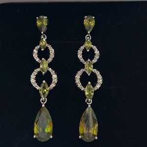 NEW Olive Green & White Topaz Dangle Earrings NO TAGS